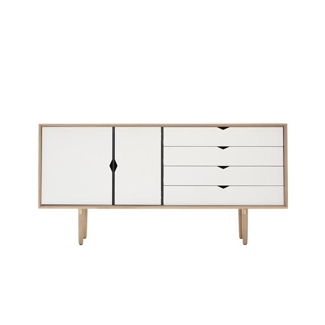 Elegant Egetræ Skab fra Andersen Furniture – Stilfuld Opbevaring