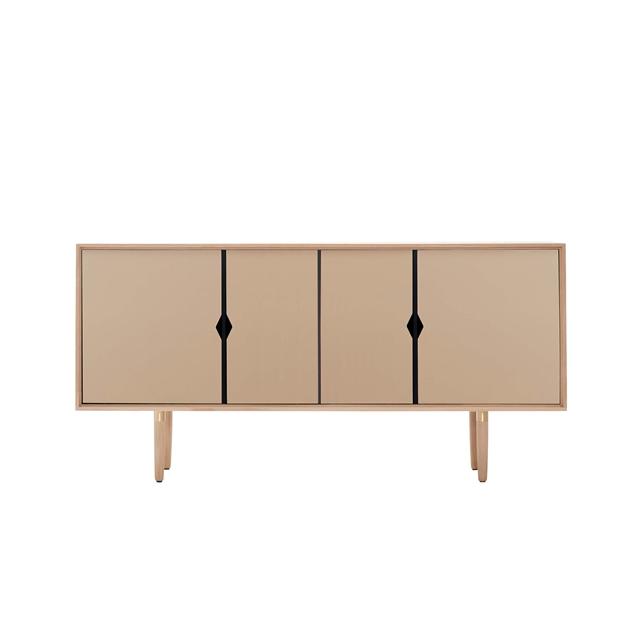 Andersen Furniture S7 Egetræ Skab – Elegant Opbevaringstilbud