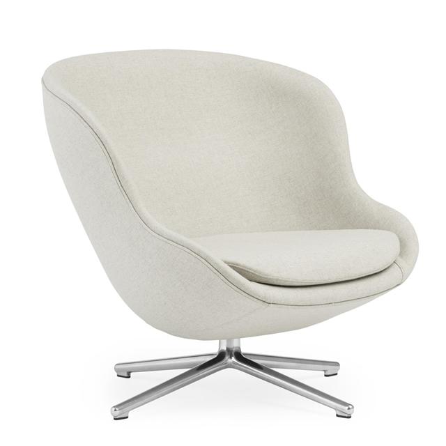 Normann Copenhagen Hyg Lænestol i Sand Aluminium – Hygge!