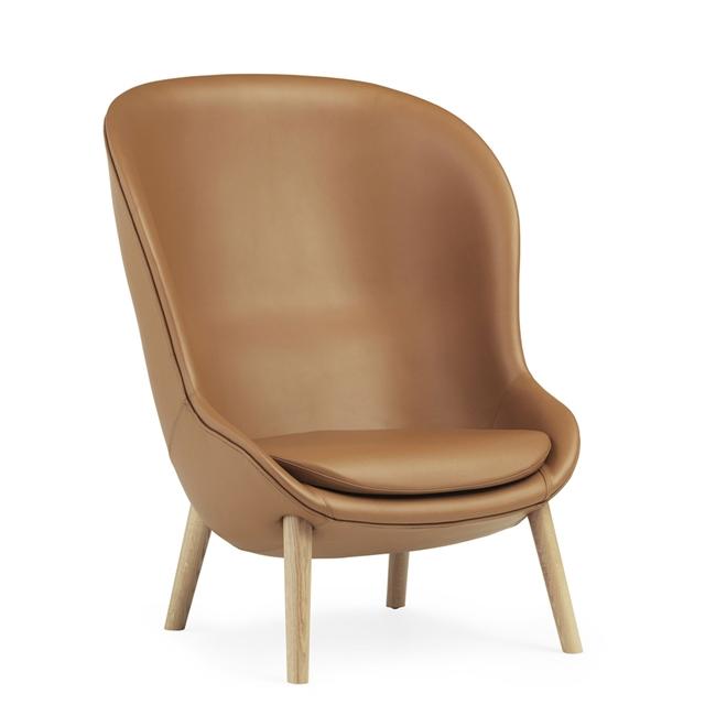 Normann Copenhagen Hyg Høj Lænestol i Brandy Læder - Udsalg!