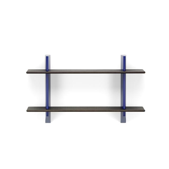 Elegant Reol i Mørkt Egetræ – Tidløst Design til Hjemmet