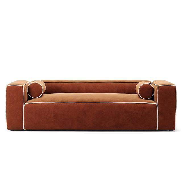 Decotique Grand Hue Sofa – Moonwhite med Kobberdetaljer