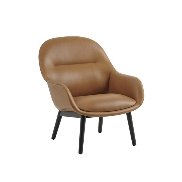 Muuto Fiber Lænestol – Stilfuld Cognac & Sort Designtilbud