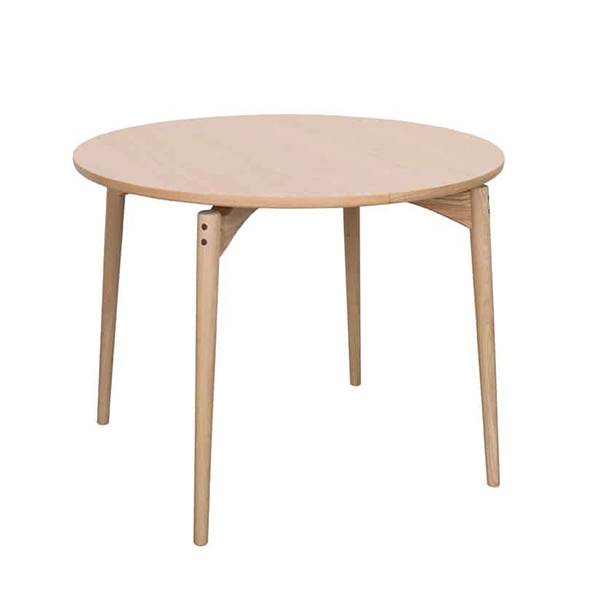 PBJ Aeris Rundt Spisebord – Ø122 cm i Lakeret Lys Eg