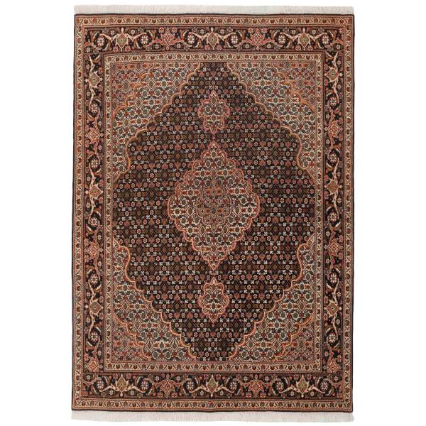 Ægte Iran Tæbriz Tæppe – Håndlavet Elegance 143x198 cm