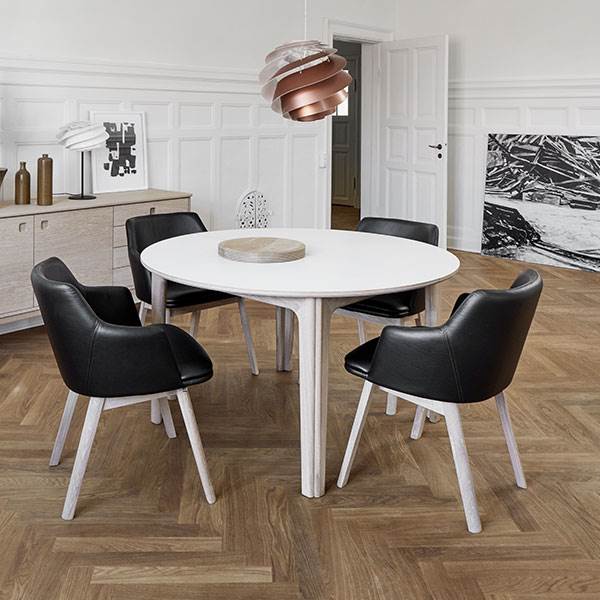 Skovby SM112 Rundt Spisebord – Hvid Laminat & Eg Hvidolie